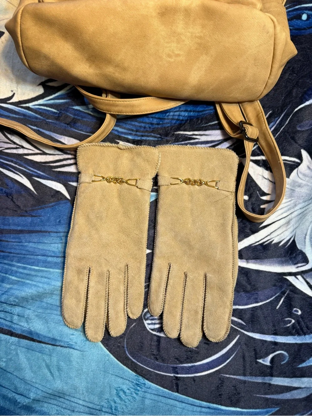 Neutral Tan Suede Backpack with Matching Gloves - Men
